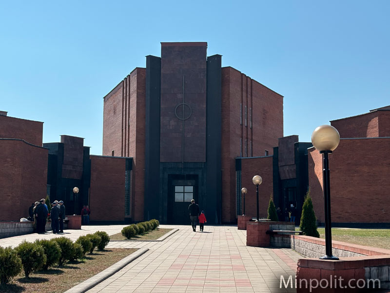 Крематорий на Северном кладбище Минска