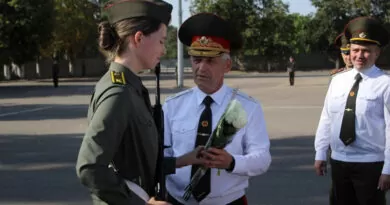 Девушки приняли Присягу в Военной академии