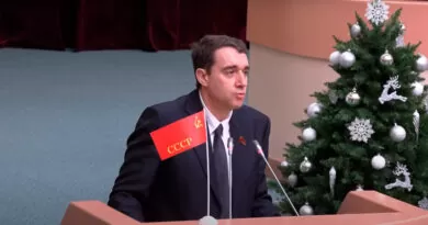 Коммунисты на заседании Саратовской областной думы
