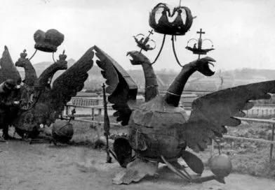 Смена символов: как в 1935 году на башнях Кремля появились звёзды вместо орлов 23 августа 1935 года: как орлов на Кремле заменили звёздами